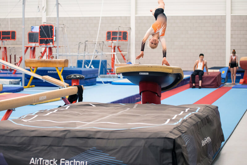 AirTrack-Factory-AirBag-S-in-use-ilmapatja-alastulopatja