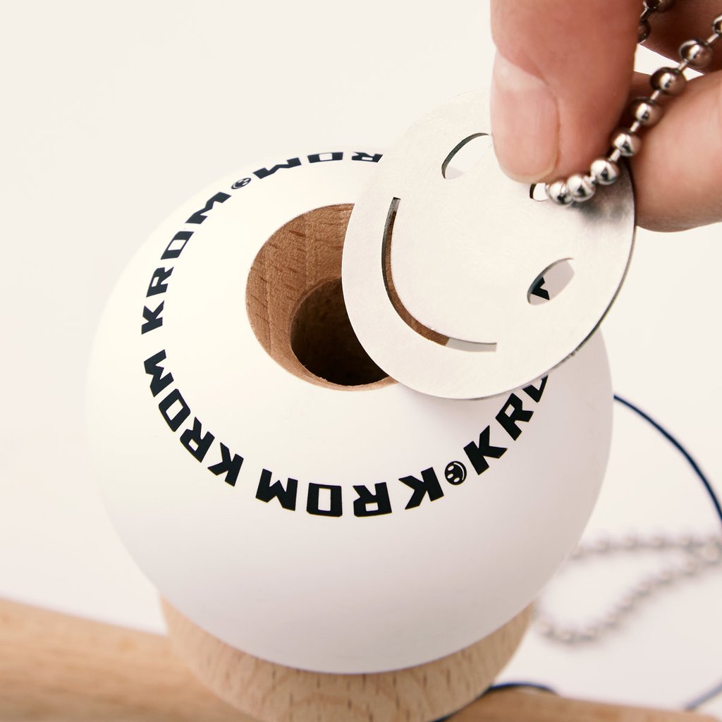 KROM_chain_coin-04_WEB_1024x1024