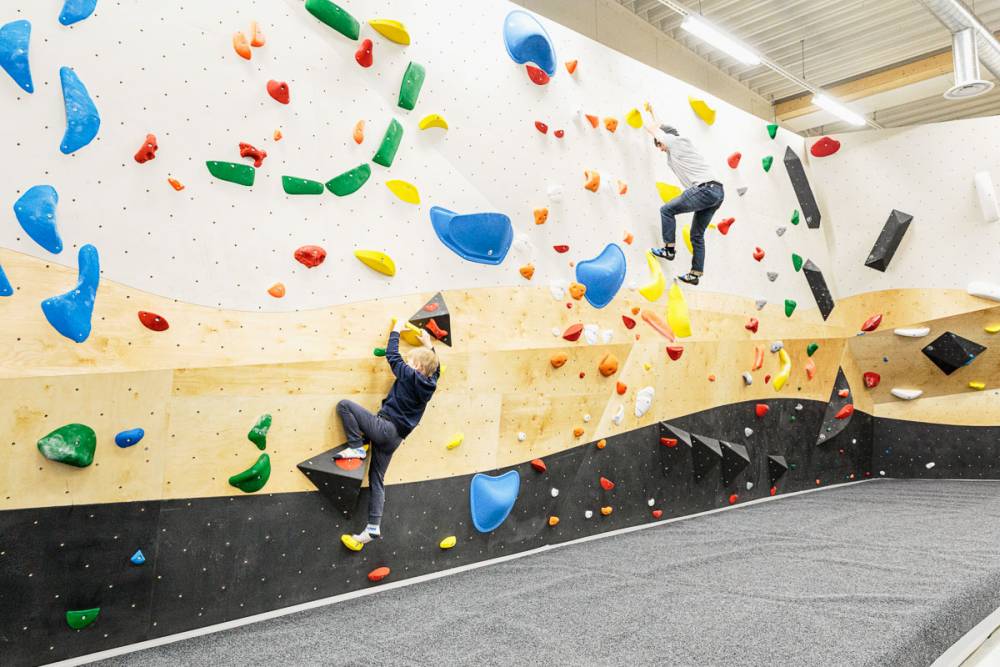 boulderkiipeilyseinä kiipeilykeskus Väki Rovaniemi